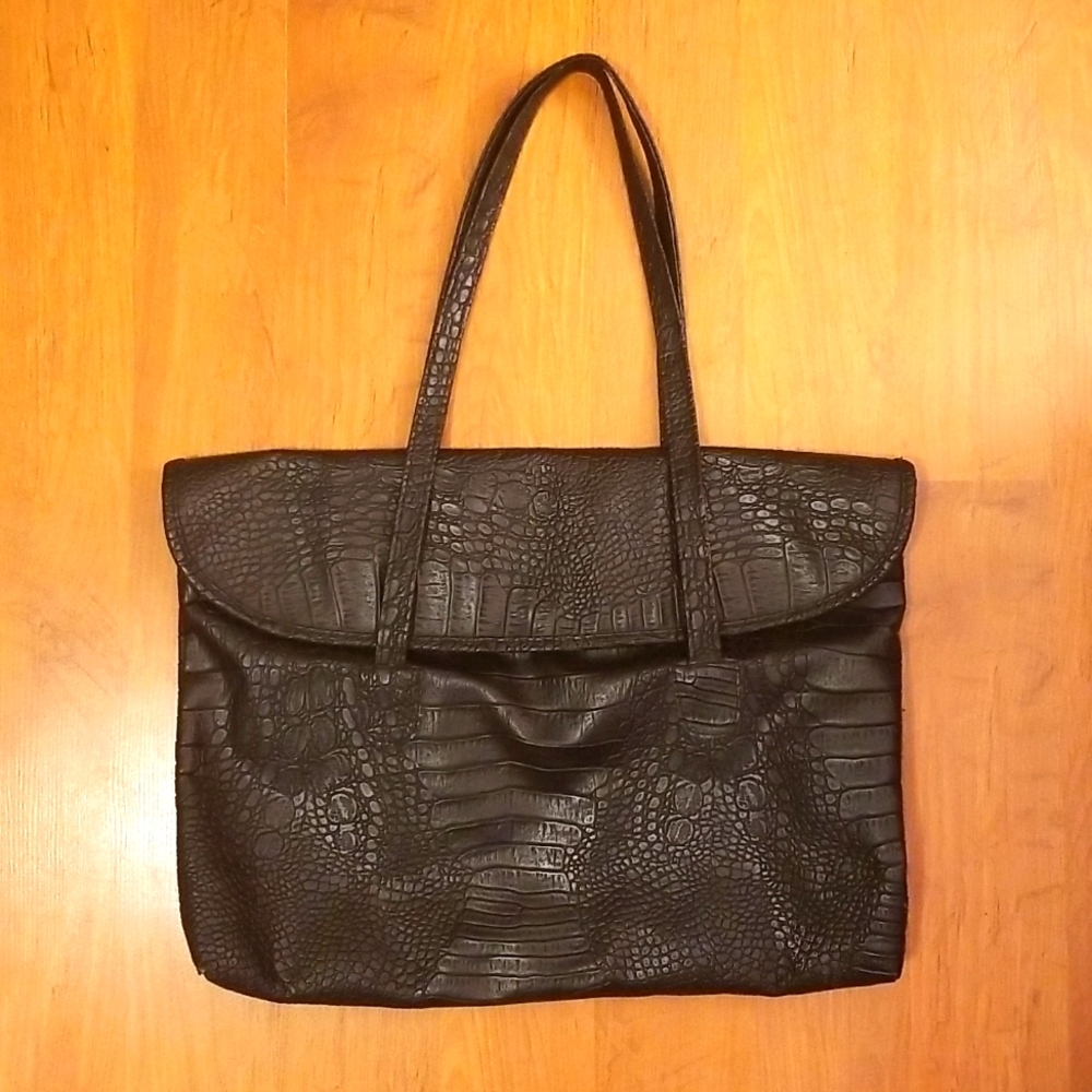 Black Snakeskin Print Shoulder Bag